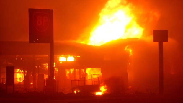 The BP servo in Duffy up in flames on January 18, 2003.