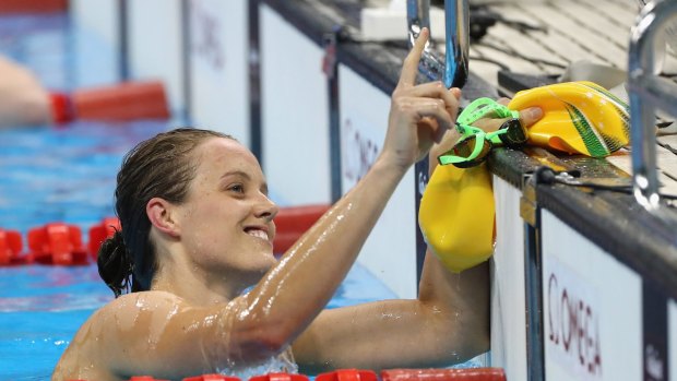 Ellie Cole celebrates winning gold in the 100m backstroke.