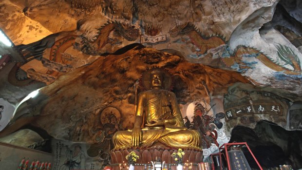 Sprawling Hindu temples built inside huge limestone caves can be found close to Ipoh.