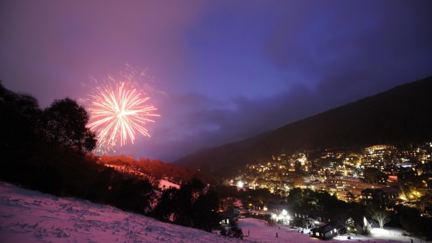 Every Saturday evening in Thredbo, fireworks and a flare run of skiers lights a trail down the mountain. 