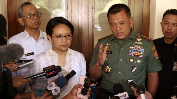 Indonesian Armed Forces Chief General Gatot Nurmantyo, right, with Foreign Minister Retno Marsudi.