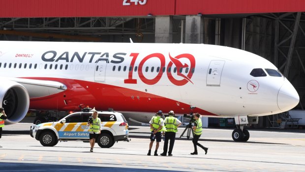A Qantas Boeing 787-9.