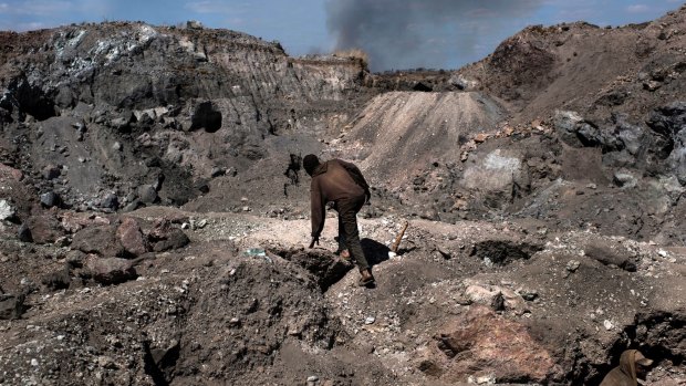 A "creuseur," or digger, climbs through a cobalt and copper mine in Kawama, in the Democratic Republic of the Congo. Sixty per cent of the world's cobalt comes from the Congo. 