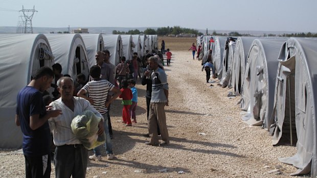 One of the small refugee camps near the Turkish border town of Suruc, now full to capacity.