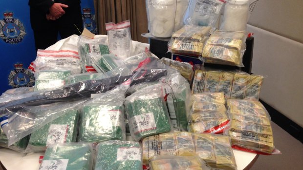 Police have seized more than 30 kilos of meth in a massive WA drug bust. Three men have been charged. Firearms and $800,000 in cash were also seized.