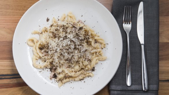 Strozzapreti carbonara with truffle.