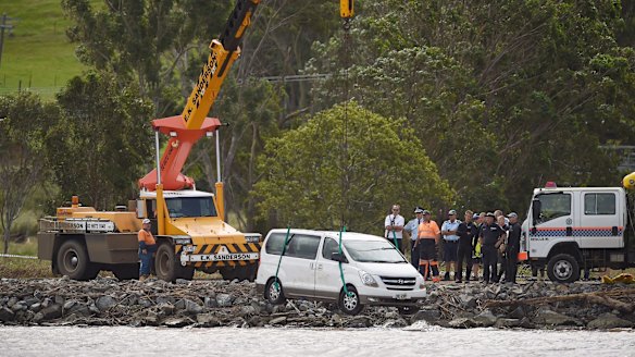 The van is removed from the Tweed River at Tumbulgum.