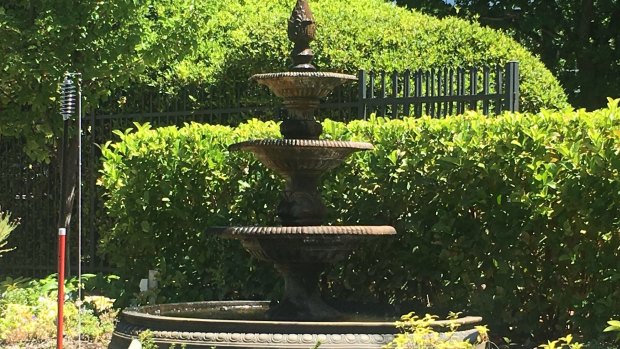 The fountain in the courtyard at Barton's Hotel Kurrajong Canberra.