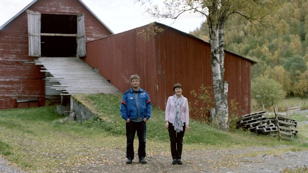 Are and Kjellaug Gronvoll outside the barn where their father's family hid Baalsrud in a loft.