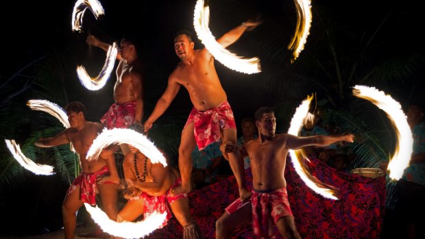 Aitutaki dancers.