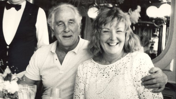 Brent with Ronnie Biggs in 1985, celebrating the former's freedom in Brazil.