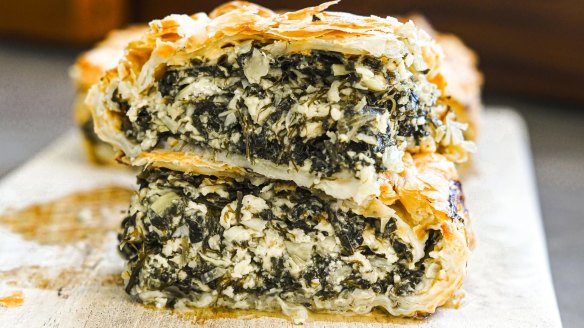 No soggy bottom: Spanakopita with puff pastry and haloumi.