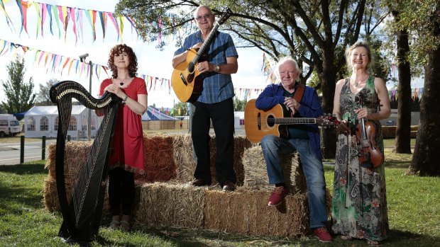 The Heartstring Quartet from Ireland – Maire Ni Chathasaigh, Chris Newman, Arty McGlynn and Nollaig Casey – will perform at the National Folk Festival at Exhibition Park in Canberra.