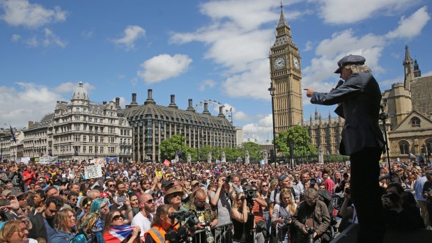 Bob Geldof speaks as tens of thousands of people gather to protest the result of the EU referendum. 