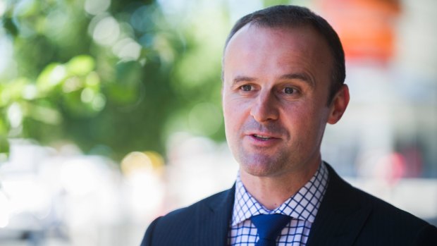 Chief Minister Andrew Barr says he can win an election if its a referendum on light rail