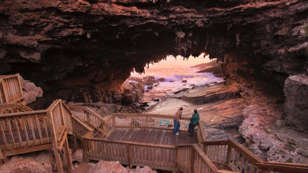  Admirals Arch, Kangaroo Island.