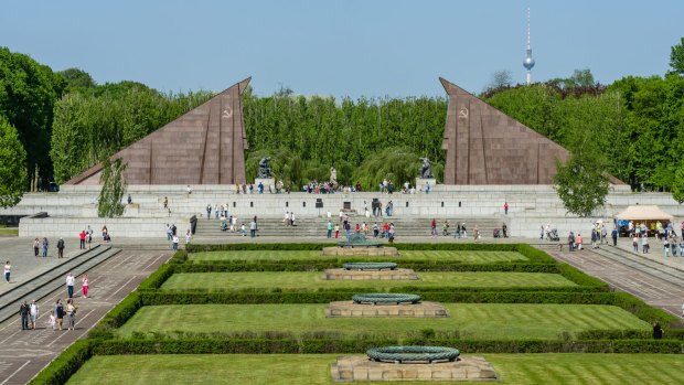 Designed by the Soviet architect Yakov Belopolsky, the nine-hectare park on the banks of the Spree was completed in May 1949 and expresses the belligerent, unyielding mood of the world's first communist superpower.