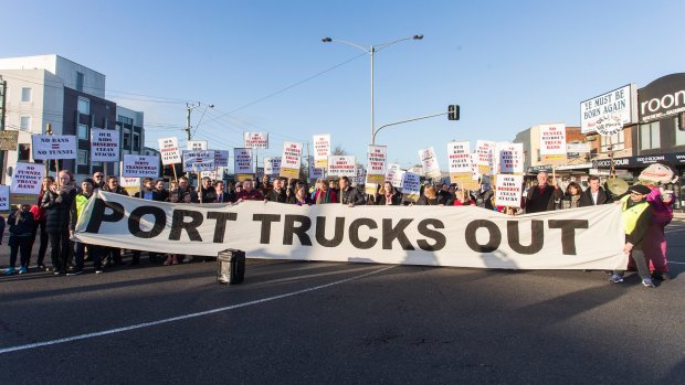 Maribyrnong Truck Action Group (MTAG) protest against thousands of trucks using residential roads in Yarraville.