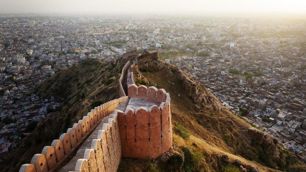 Nahargarh fort walls and the panorama of Jaipur.