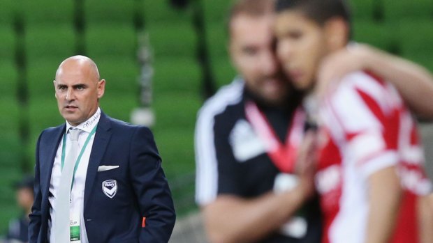 Victory coach Kevin Muscat watches keenly as his team battles Hume City in Wednesday night's semi-final.