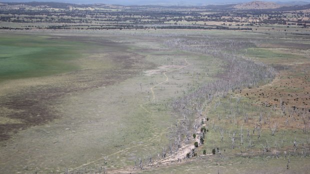 2015 was the first time researchers photographed the Winton Wetlands, near Wangaratta, dry.