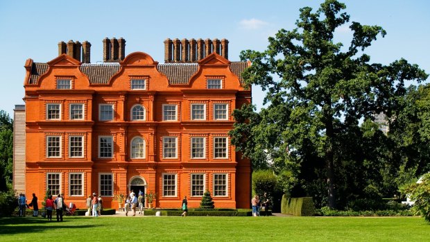 The 132-hectare Kew Gardens is located at Kew Palace, a one-time retreat of King George III.