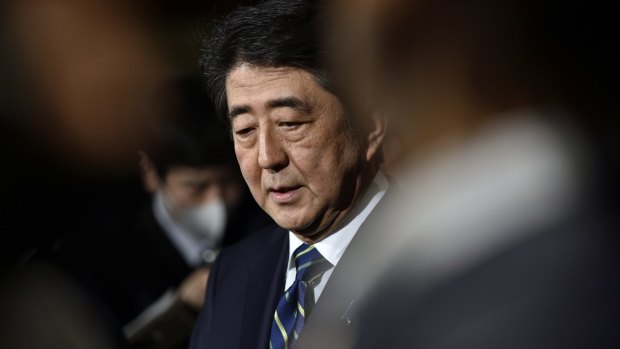 Japanese sources say Prime Minister Shinzo Abe is considering calling Malcolm Turnbull to ensure his country remains a contender for the submarine contract.