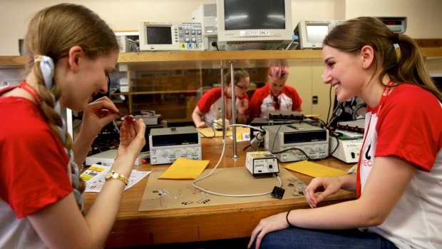 Aleesha Caldwell from Gosford High and Jaime Boniface from Abbotsleigh in the engineering lab at UNSW.