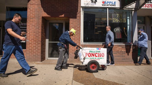 Online donors have raised hundreds of thousands of dollars to assist 89-year-old Fidencio Sanchez, who for more than two decades has pushed his cart through Little Village selling paletas and Mexican candies.