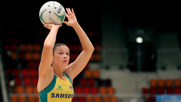 Green and gold Giant: Susan Pettitt will go up against her former club side on Saturday.