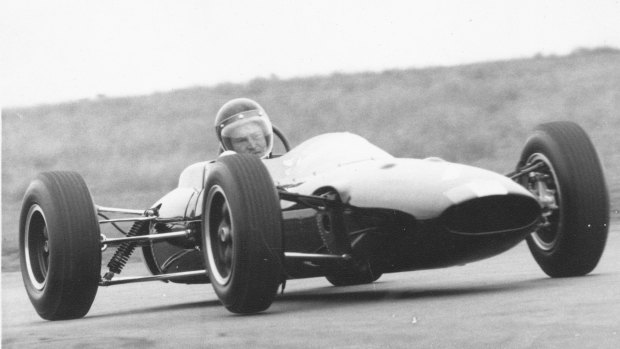 Leo Geoghegan in a Lotus Formula Junior.