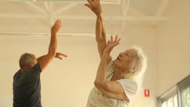 Eileen Kramer, now 101, will perform at the upcoming Arts Health Institute convention Play Up. 