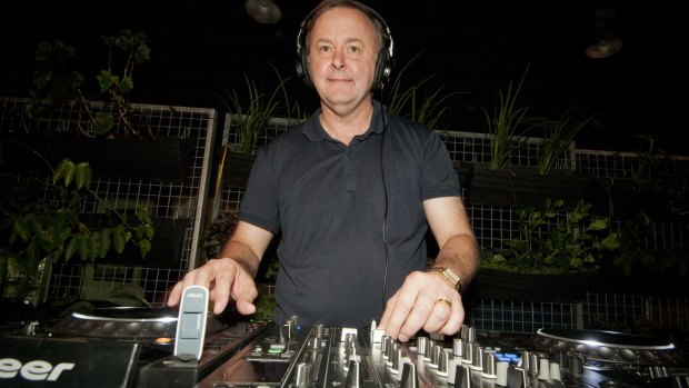 DJ Albo spinning tunes.