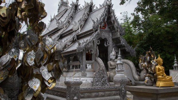 Silver temple Wat Sri Suphan ties to the local craft of silver work, and so lots of silver has been integrated into buildings