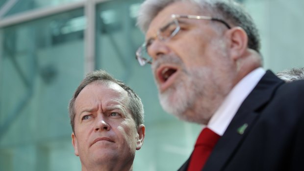 Labor senator Kim Carr has been kept on the frontbench by party leader Bill Shorten, following a factional spat.