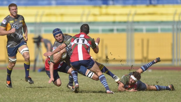 Michael Wells in action against Euskadi at the Mauritius World Club 10s.