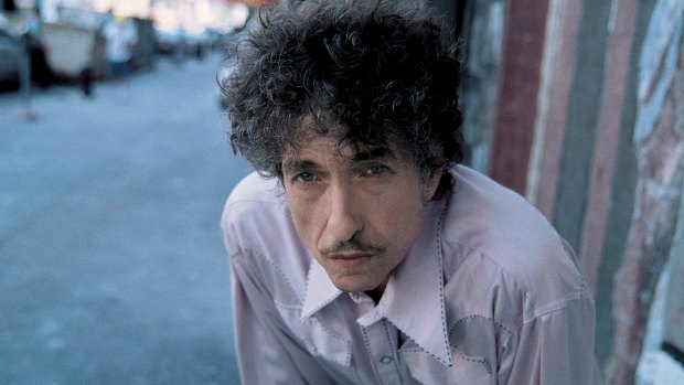 Musician Bob Dylan was awarded the Nobel prize in literature. 