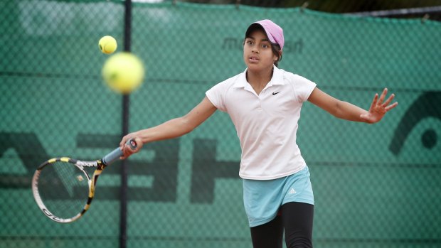  Annerly Poulos, 12, has a chance to win the under-14 national tennis title on Thursday.