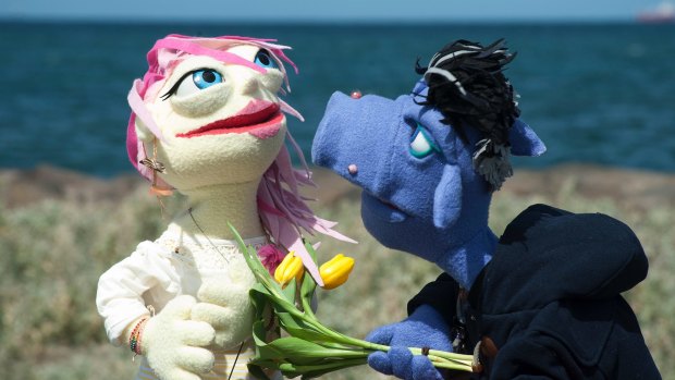 <i>No Strings Attached</i> uses puppets to enact the stories of real people and their dating-app misadventures. 