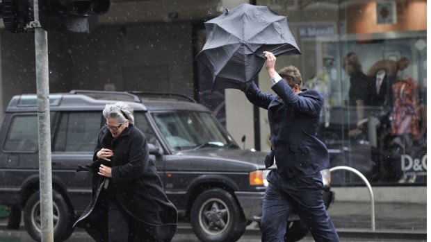 Winds of up to 90 km/h are ripping through parts of Melbourne.