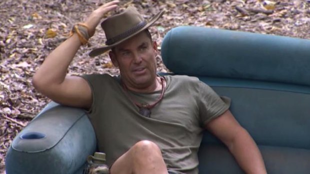 A petition calling on Shane Warne to donate the multimillion-dollar fee he was reportedly paid to appear in <i>I'm A Celebrity ... Get Me Out of Here</i> has gathered more than 1000 signatures.