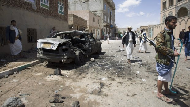 Suicide bombers on Friday hit mosques crowded with worshippers in the Yemeni capital, Sanaa.
