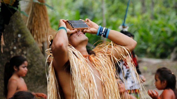 Lynette Wallworth and her team had to lug many kilos of high-tech equipment up the Amazon by canoe to make the virtual reality film Awavena. 