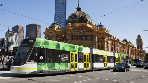 Yarra Trams will run 7500 shuttle services between the city and Albert Park.