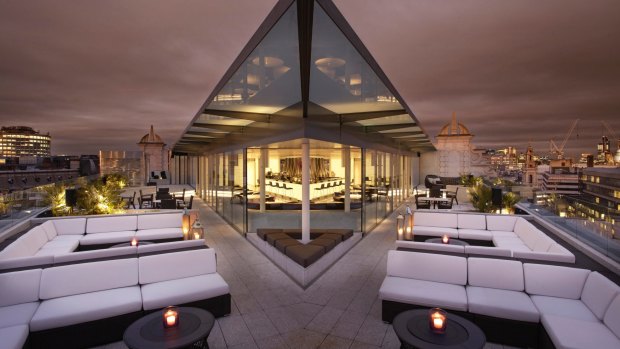The ultra-hip, high-energy South Place Hotel is the perfect example of the contemporary, eastwards-moving London hotel scene. The rooftop bar is a trendy nightlife spot.