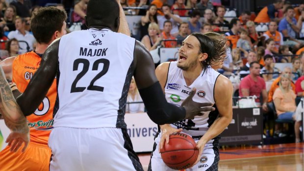 Melbourne United guard Chris Goulding prepares to shoot against Cairns Taipans on Friday night.