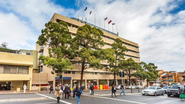The Longhurst group has paid $138.75 million for the Edgecliff Centre, in Sydney's east which has potential development opportunities.