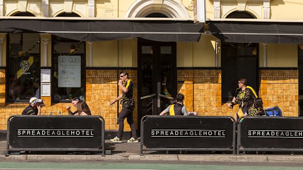 The Tiger Army gathered at the Spread Eagle Hotel in Richmond ahead of the big preliminary final last week.