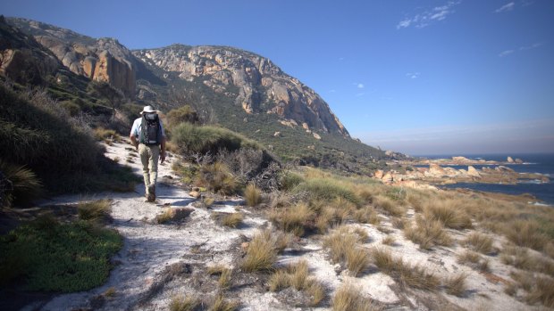 Flinders Island: Coastal walking at its best.