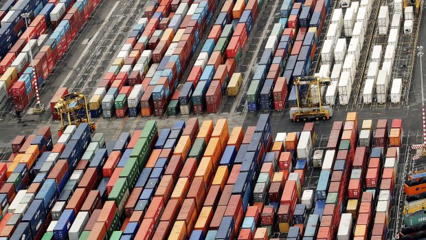  A report into Labor's plans to sell the Port of Melbourne demands the party make 15 changes to the proposal.